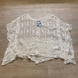 Jowne Top Brand Medium/Large New With Tags White/Cream Color MSRP $58